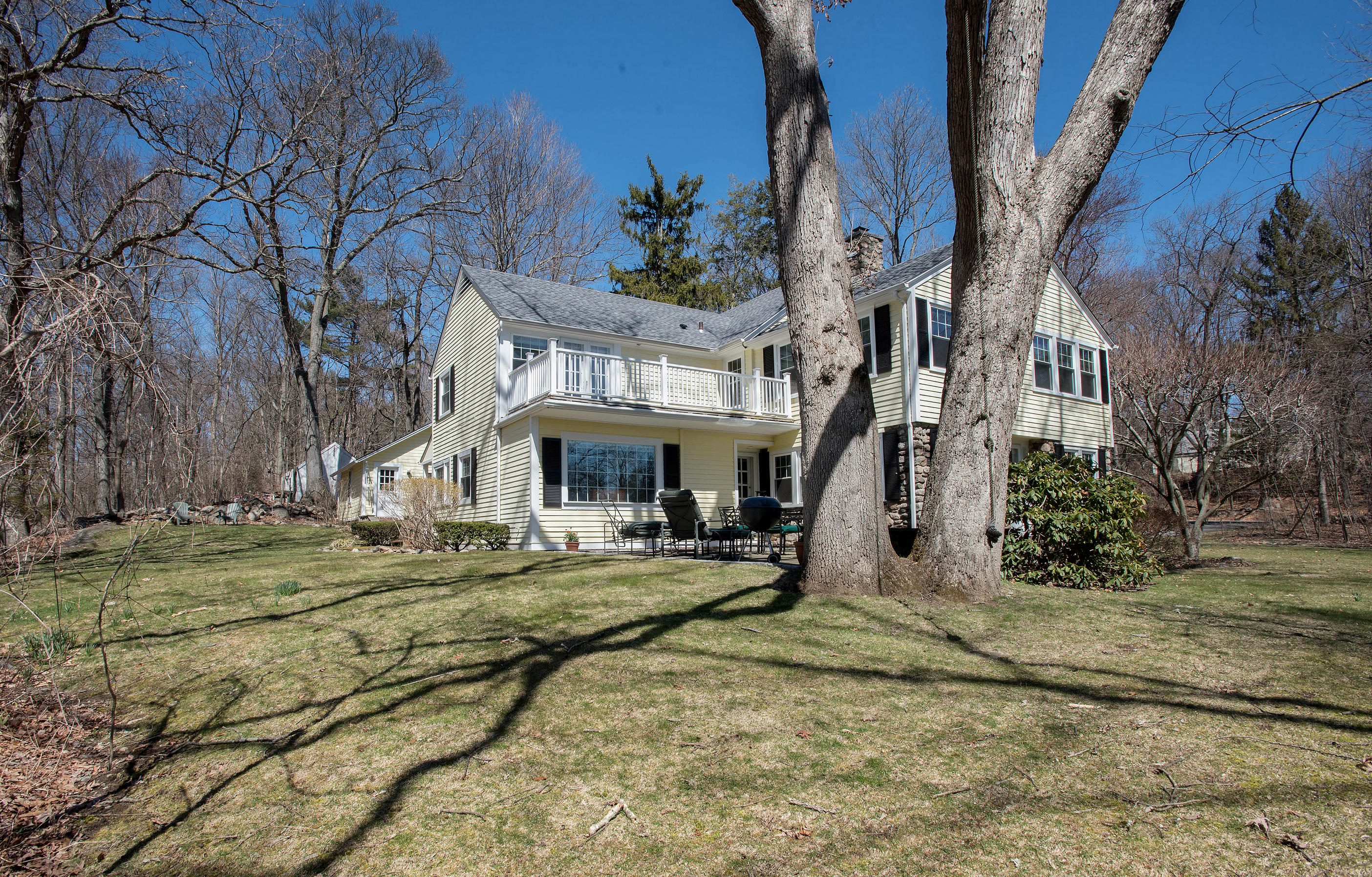 43 Marvin Ridge Road New Canaan, CT 06840 - Photo 3 of 41 a view of a house with a yard