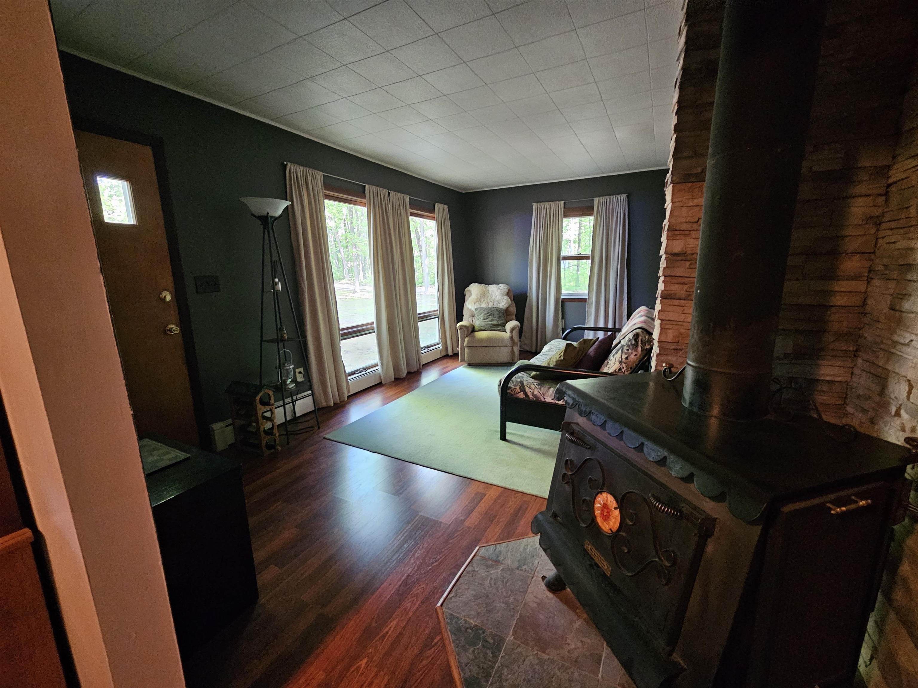 515 Coleman Street Harrison, MI 48625 - Photo 6 of 15