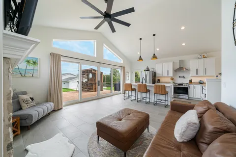$869,000 | N8805 Lakeshore Drive, Van Dyne, WI 54979