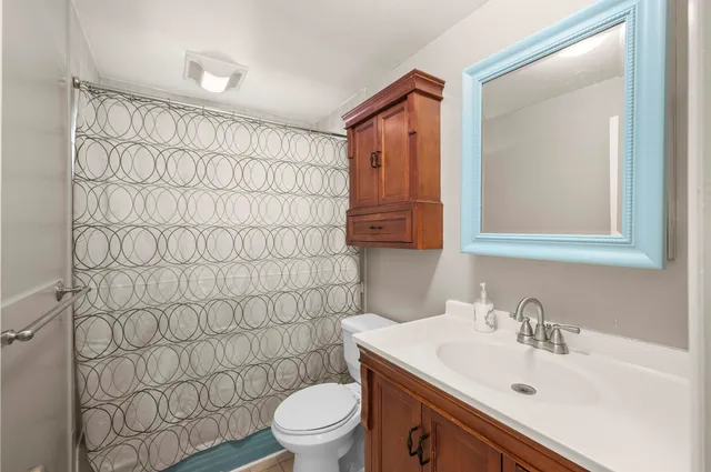 $459,000 | 4 Tanglewood Drive, Dover, NH 03820