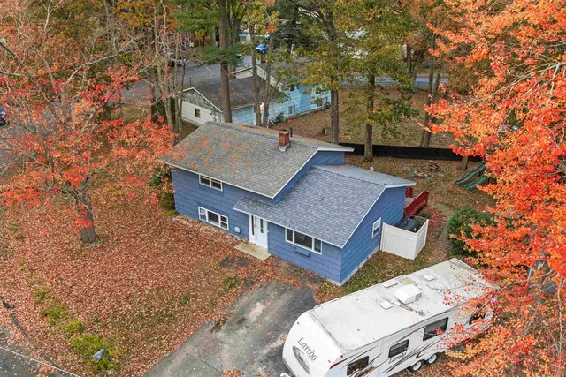 $459,000 | 4 Tanglewood Drive, Dover, NH 03820