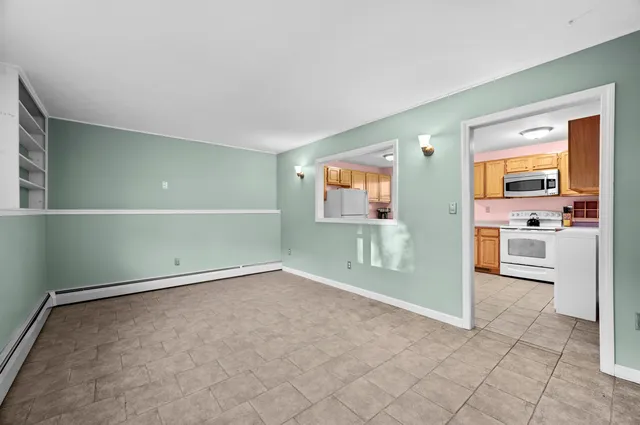 $459,000 | 4 Tanglewood Drive, Dover, NH 03820