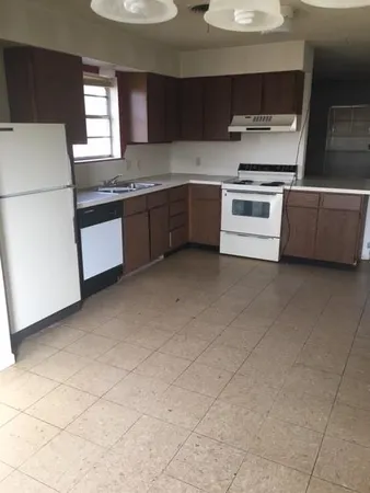 $1,595 | 718 Chaparral Circle, Abilene, TX 79605