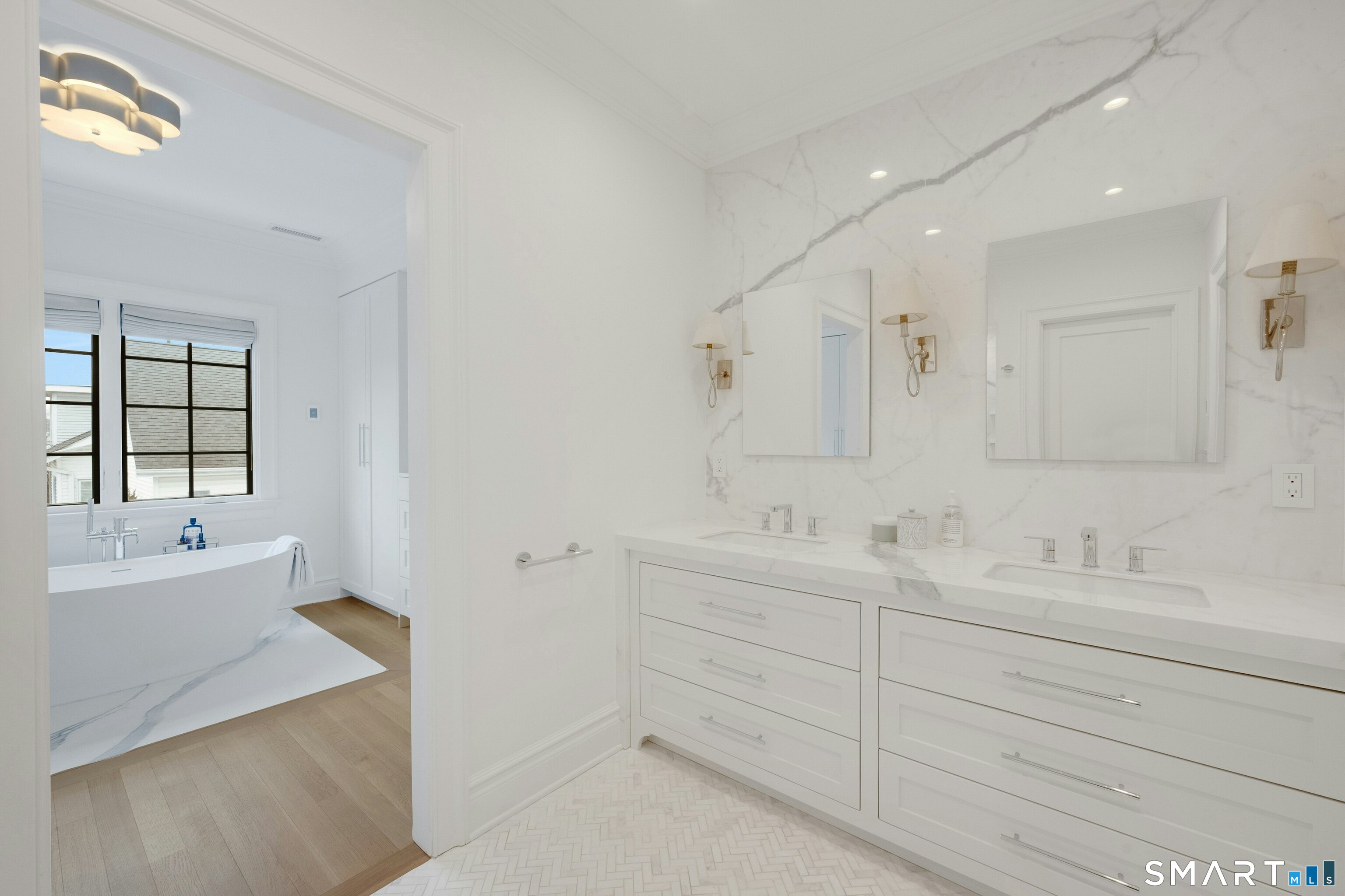 103 Connecticut Avenue Greenwich, CT 06830 - Photo 13 of 28