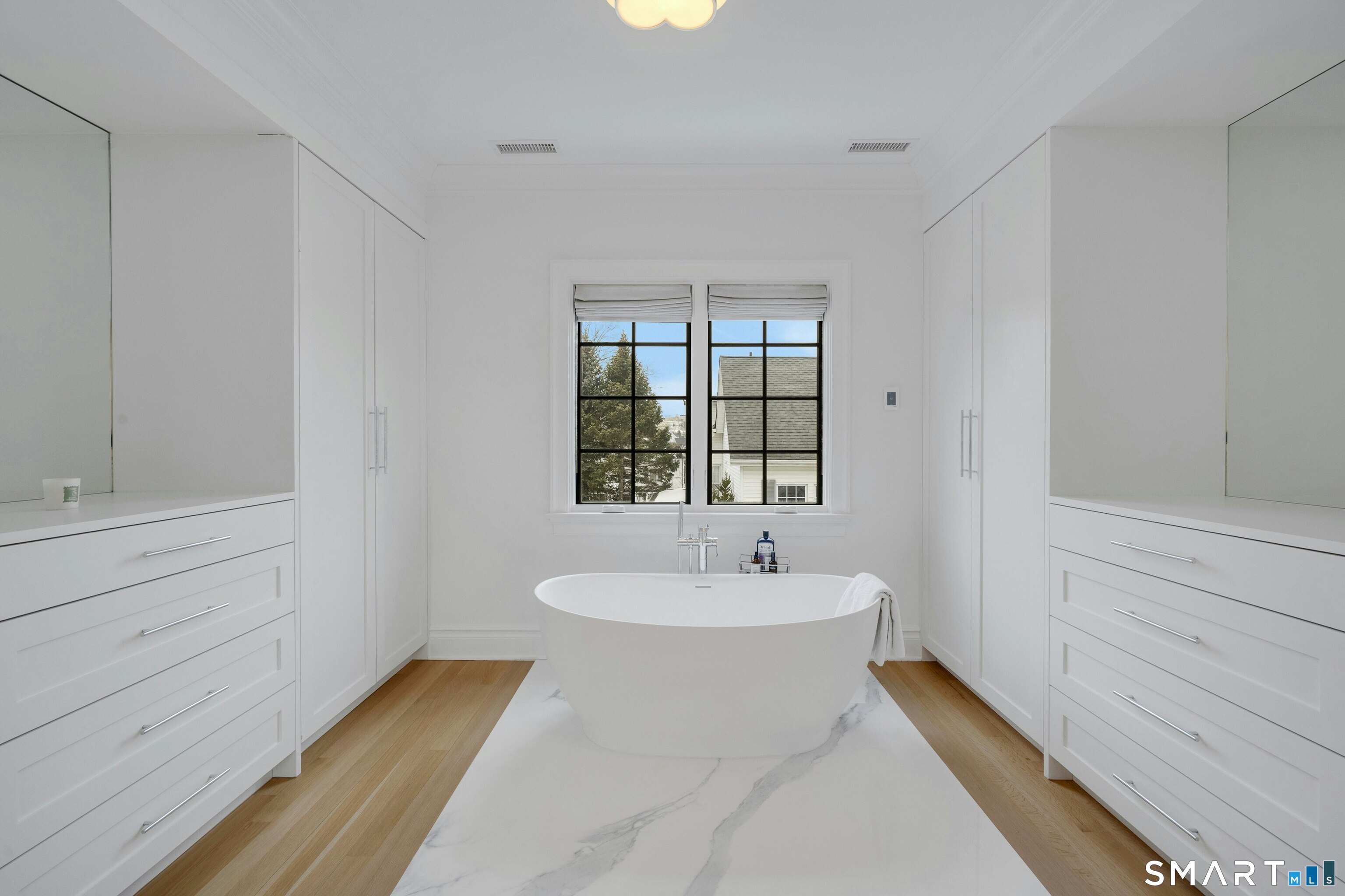 103 Connecticut Avenue Greenwich, CT 06830 - Photo 14 of 28