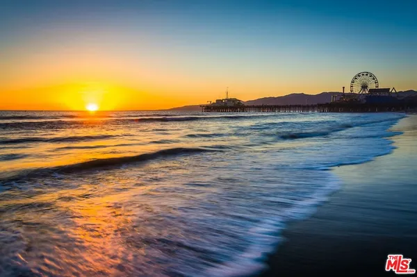 $849,000 | 2510 4th Street, Unit A, Santa Monica, CA 90405