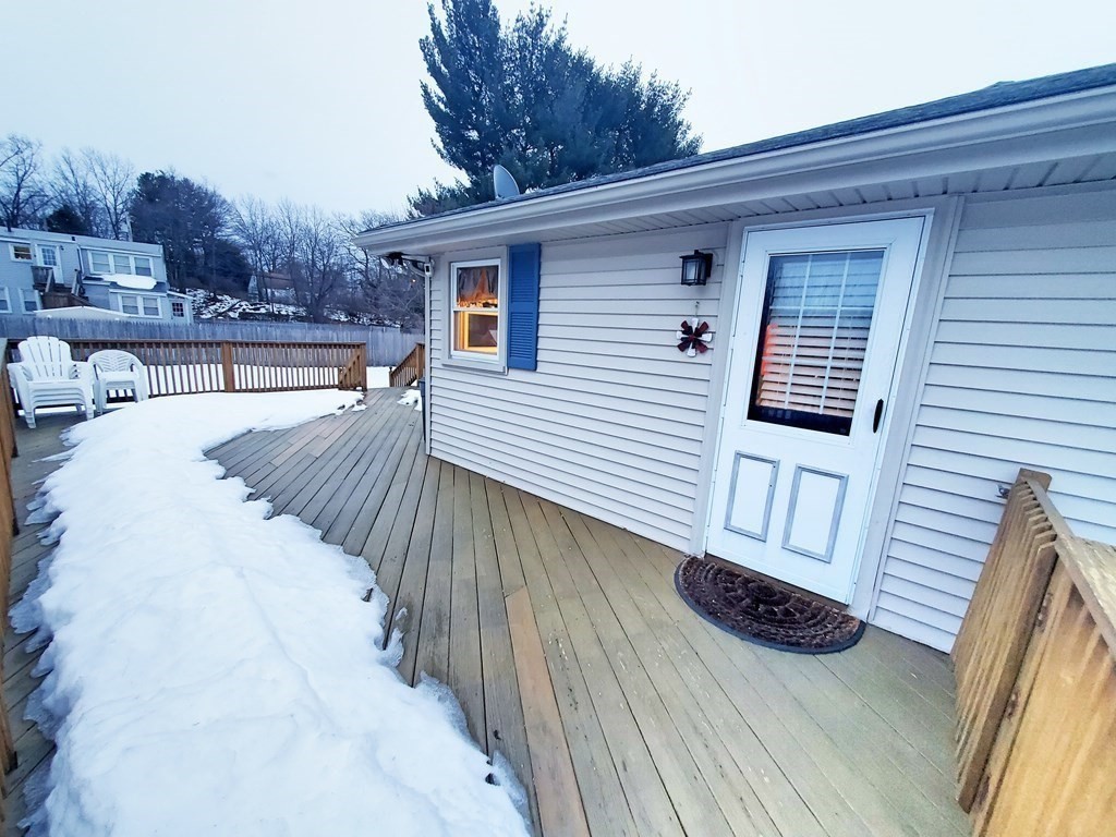 32 Deepdale Road Worcester, MA 01606 - Photo 20 of 25 Gallery Image 20