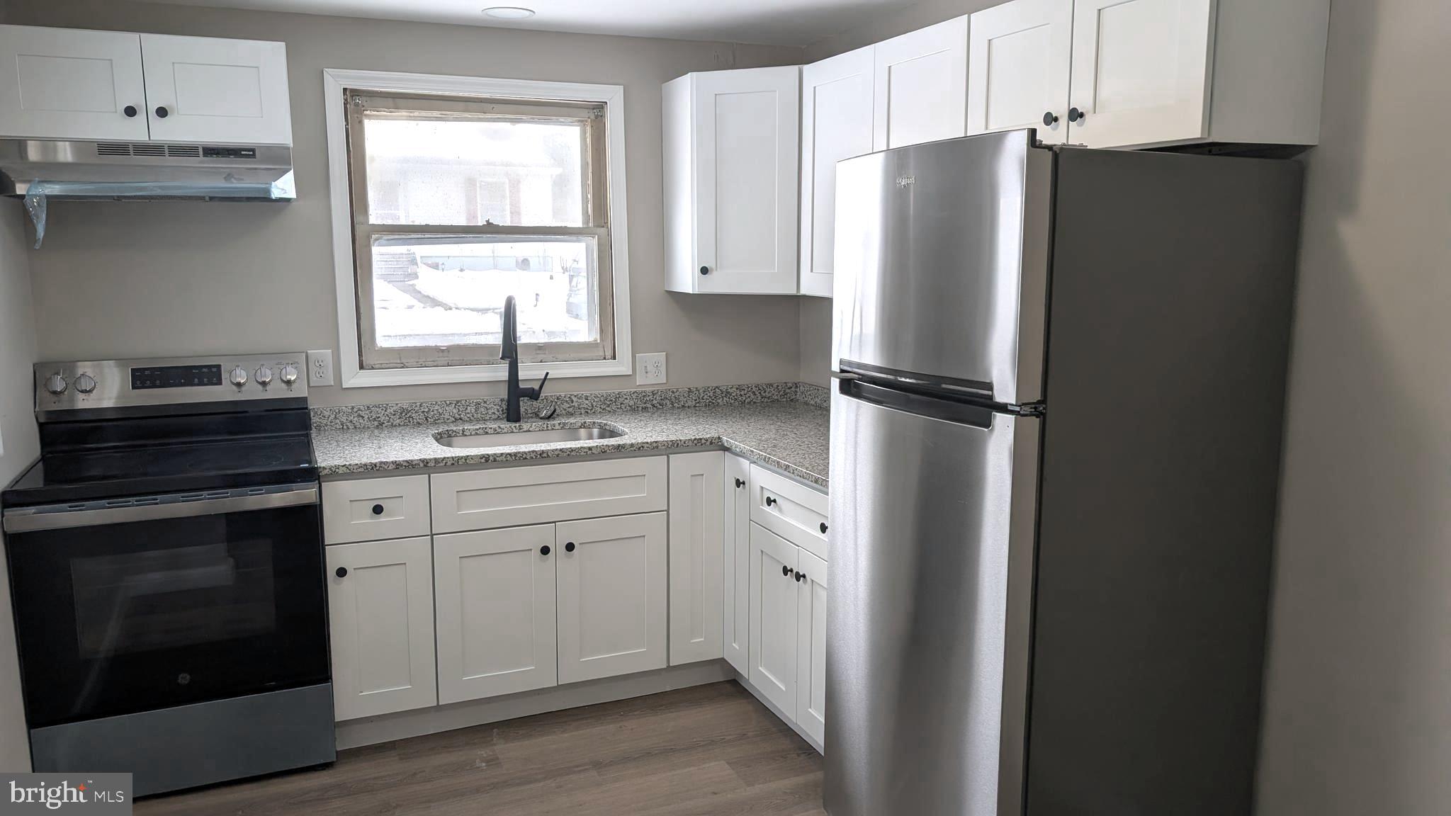 1430 Hurffville Road, Unit B Woodbury, NJ 08096 - Photo 2 of 20