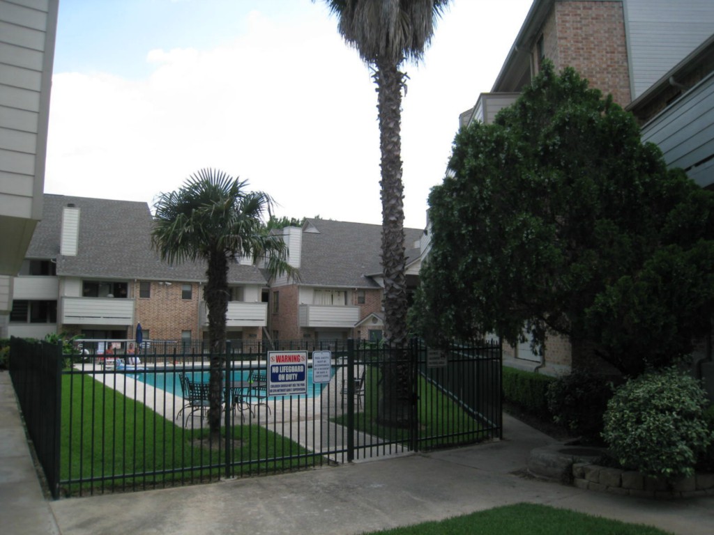 2500 Burleson Road, Unit 402 Austin, TX 78741 - Photo 20 of 23