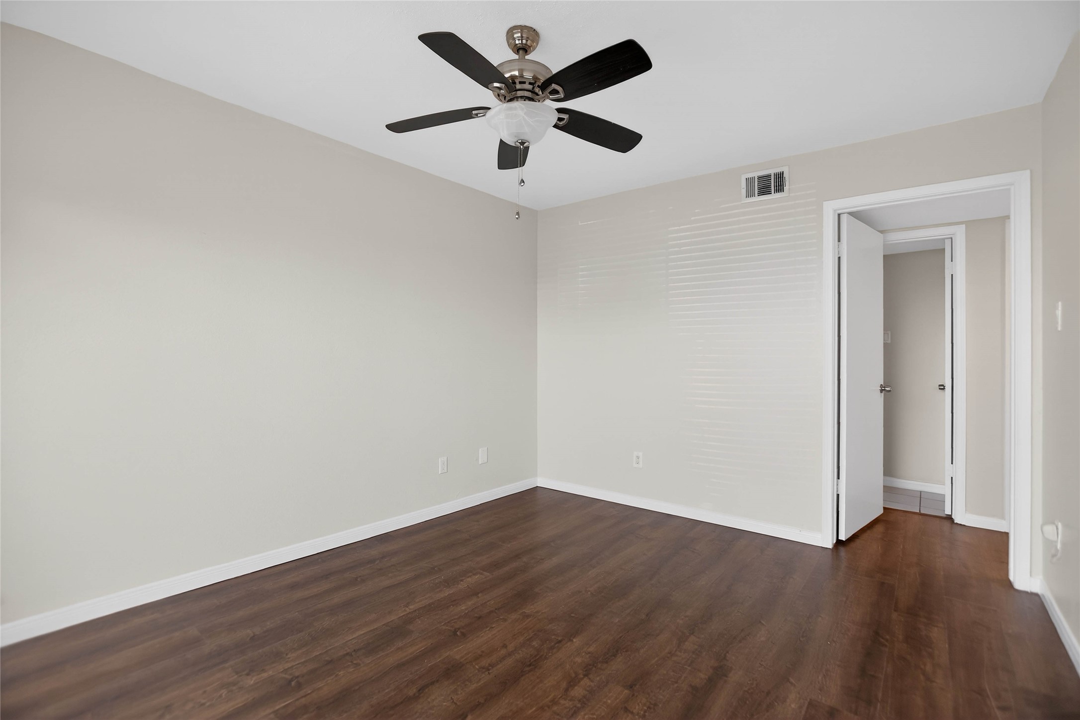 88 Lakeview Village Conroe, TX 77356 - Photo 36 of 50