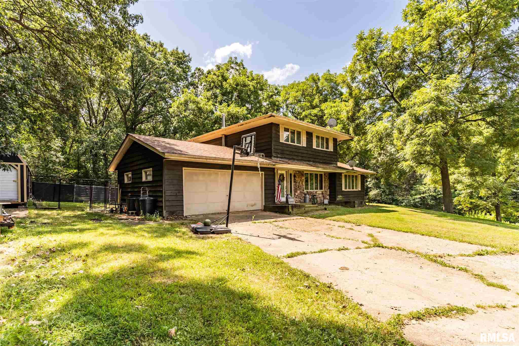 2313 North Quarry Road Trivoli, IL 61569 - Photo 2 of 34