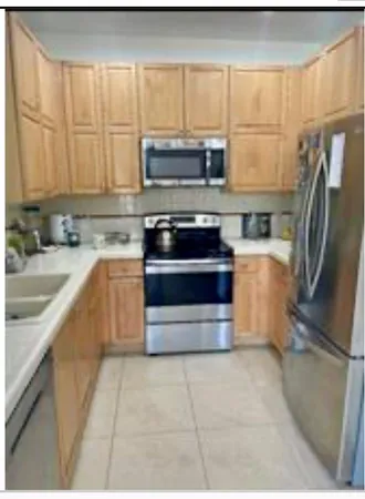 $1,400 | 872 Northwest 130th Avenue, Unit 872, Pembroke Pines, FL 33028