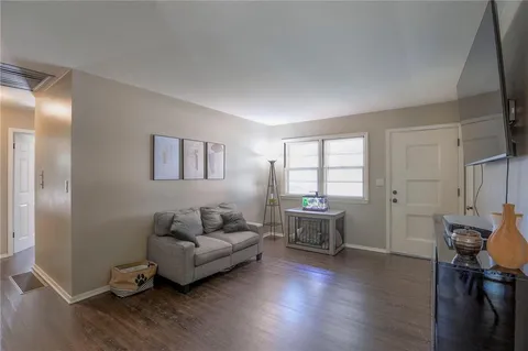 $174,777 | 2409 South Arlington Avenue, Independence, MO 64052