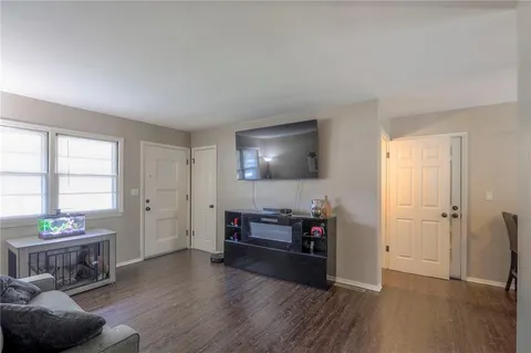 $174,777 | 2409 South Arlington Avenue, Independence, MO 64052