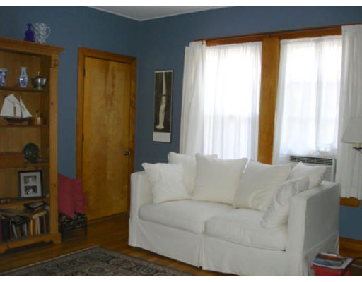 9 Ridgemere Way Amesbury, MA 01913 - Photo 8 of 11 Gallery Image 8