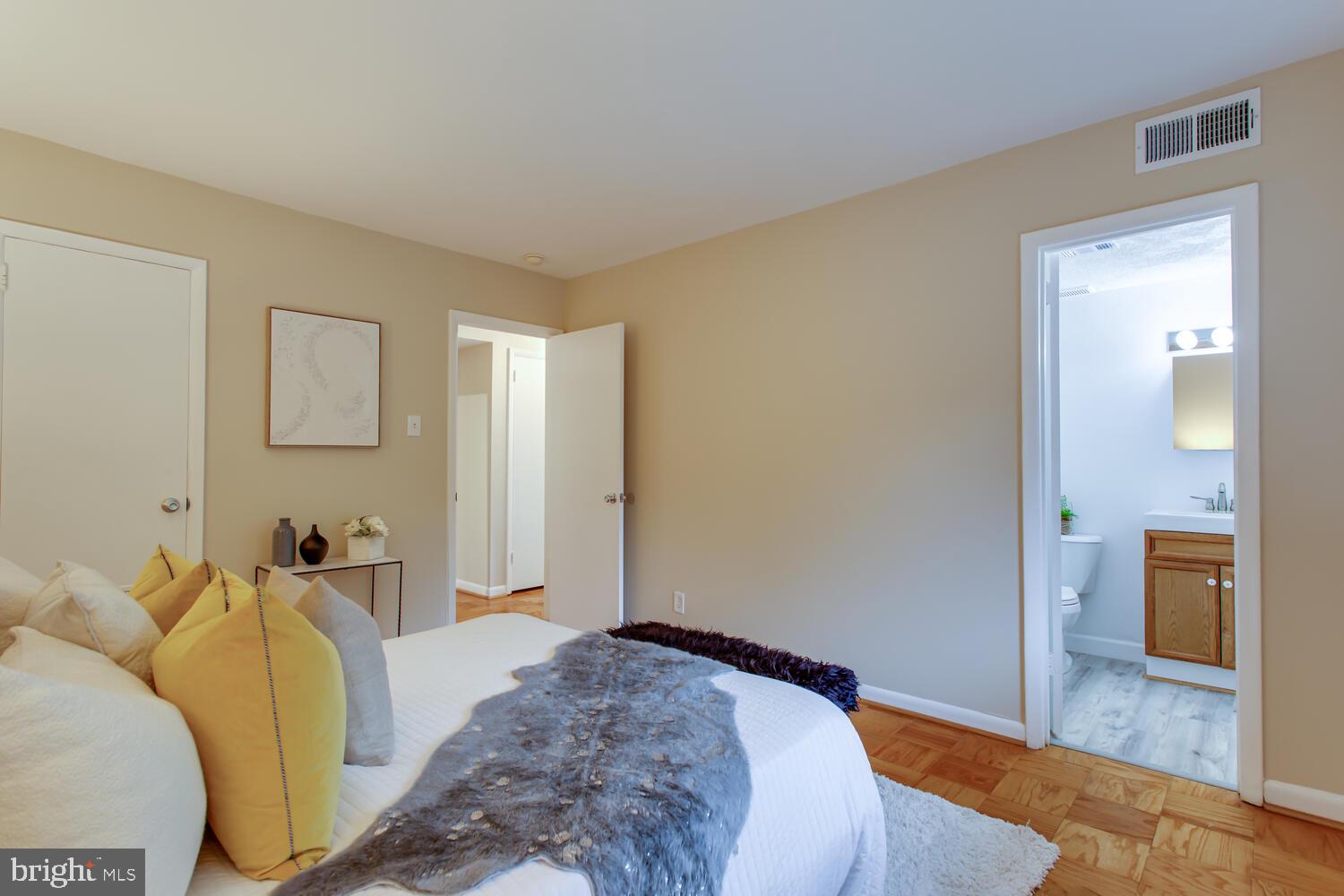 11609 Vantage Hill Road, Unit 21B Reston, VA 20190 - Photo 25 of 74