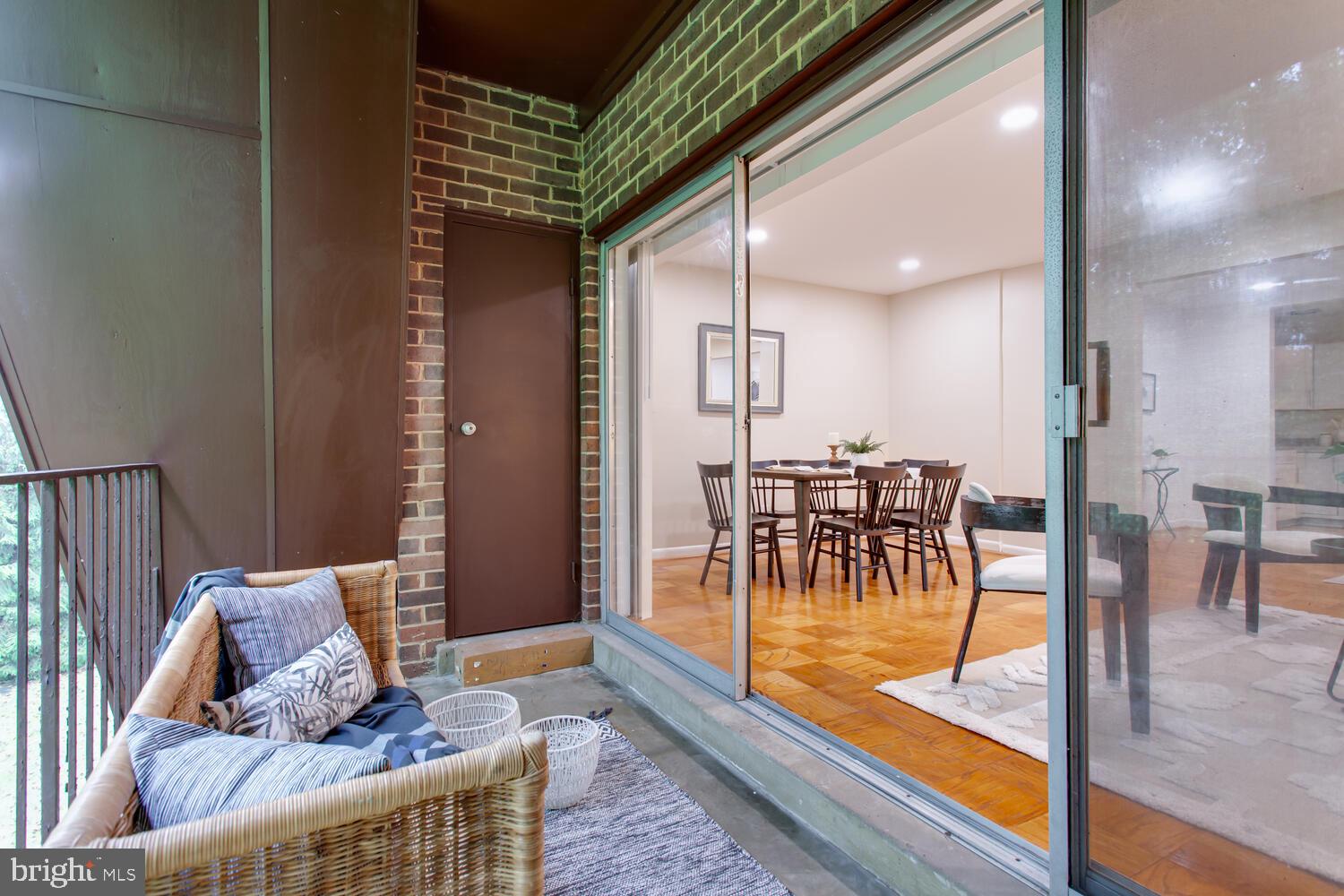 11609 Vantage Hill Road, Unit 21B Reston, VA 20190 - Photo 30 of 74