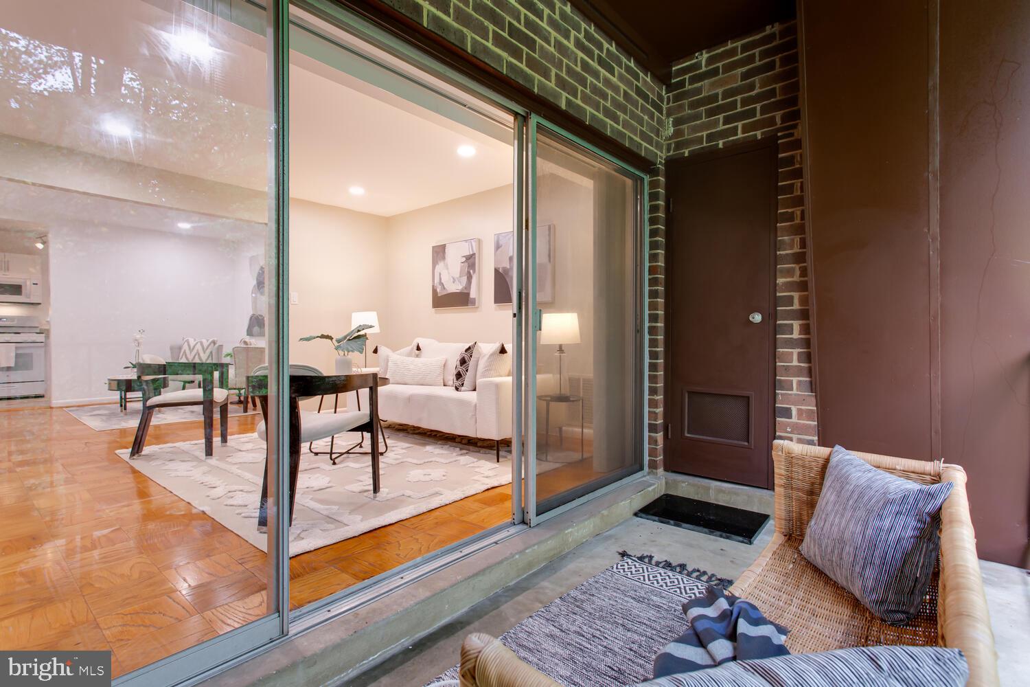 11609 Vantage Hill Road, Unit 21B Reston, VA 20190 - Photo 32 of 74