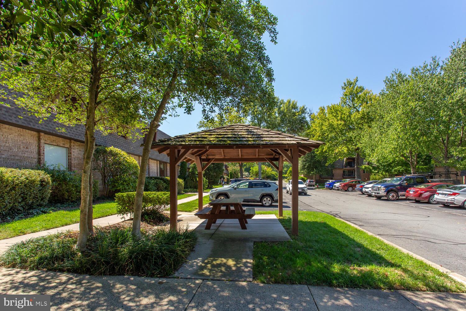 11609 Vantage Hill Road, Unit 21B Reston, VA 20190 - Photo 46 of 74