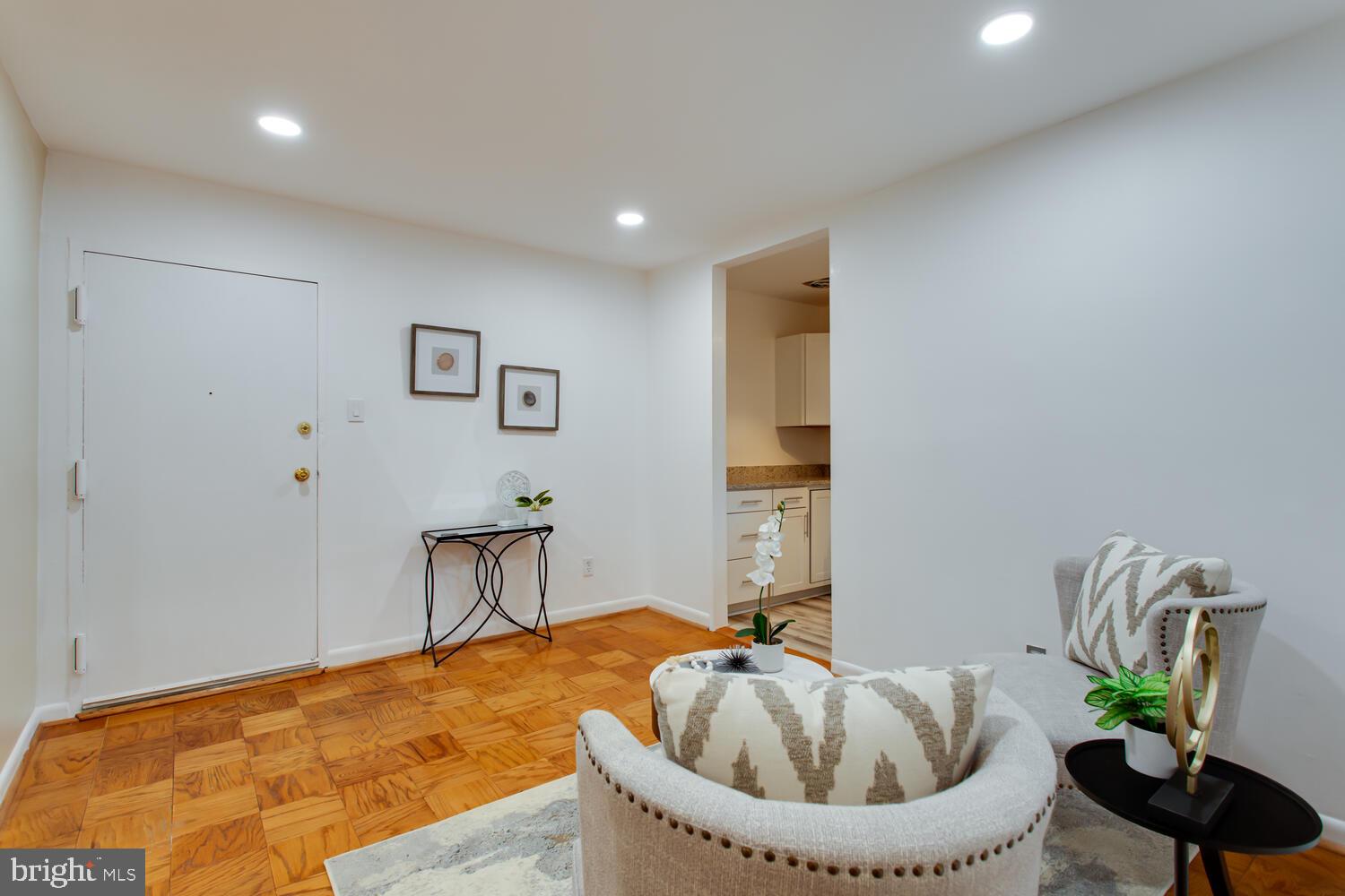 11609 Vantage Hill Road, Unit 21B Reston, VA 20190 - Photo 9 of 74