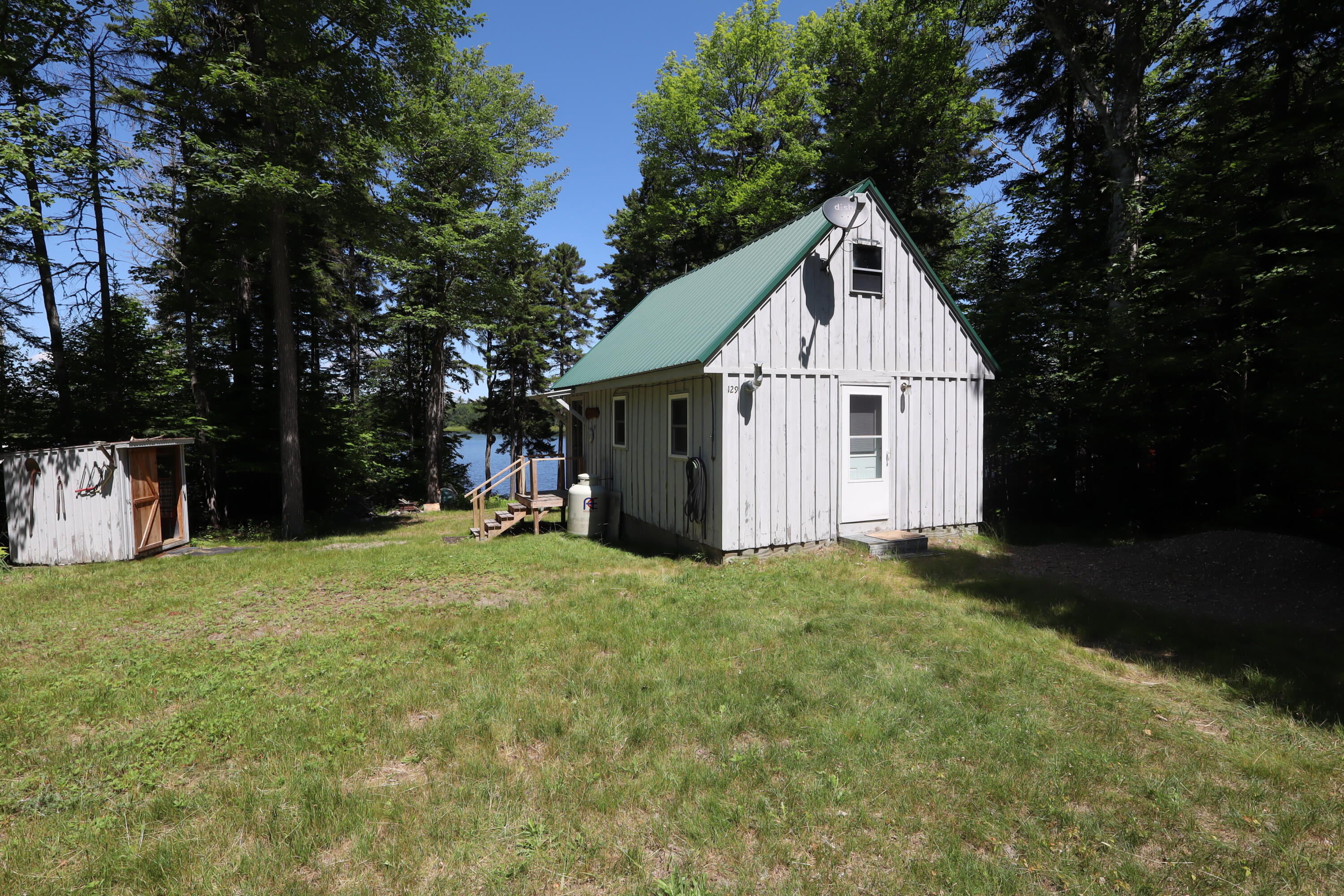 129 Bucknell Road Greenville, ME 04441 - Photo 5 of 27 IMG_2641