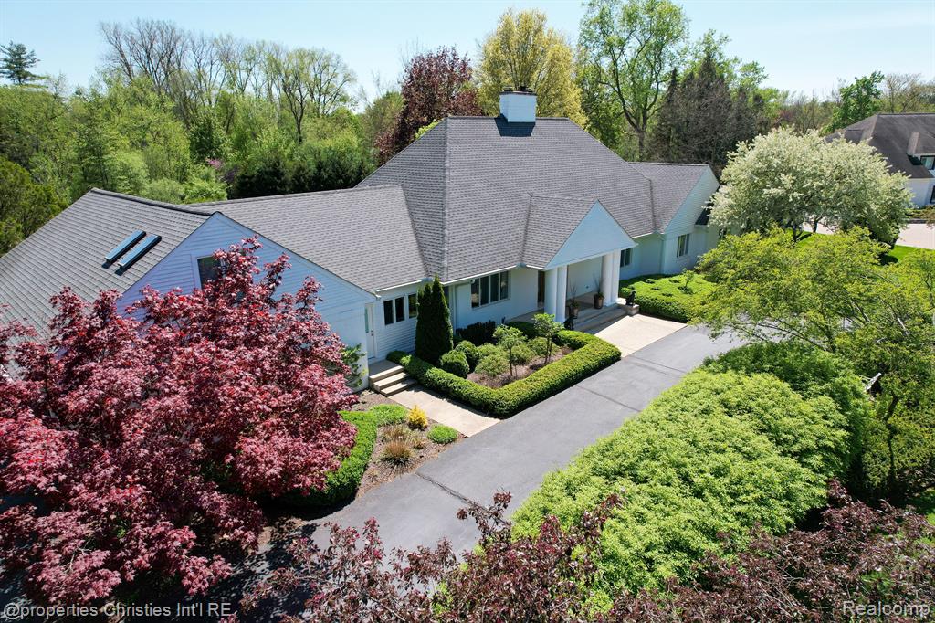 116 Endicott Road Bloomfield Hills, MI 48304 - Photo 6 of 77