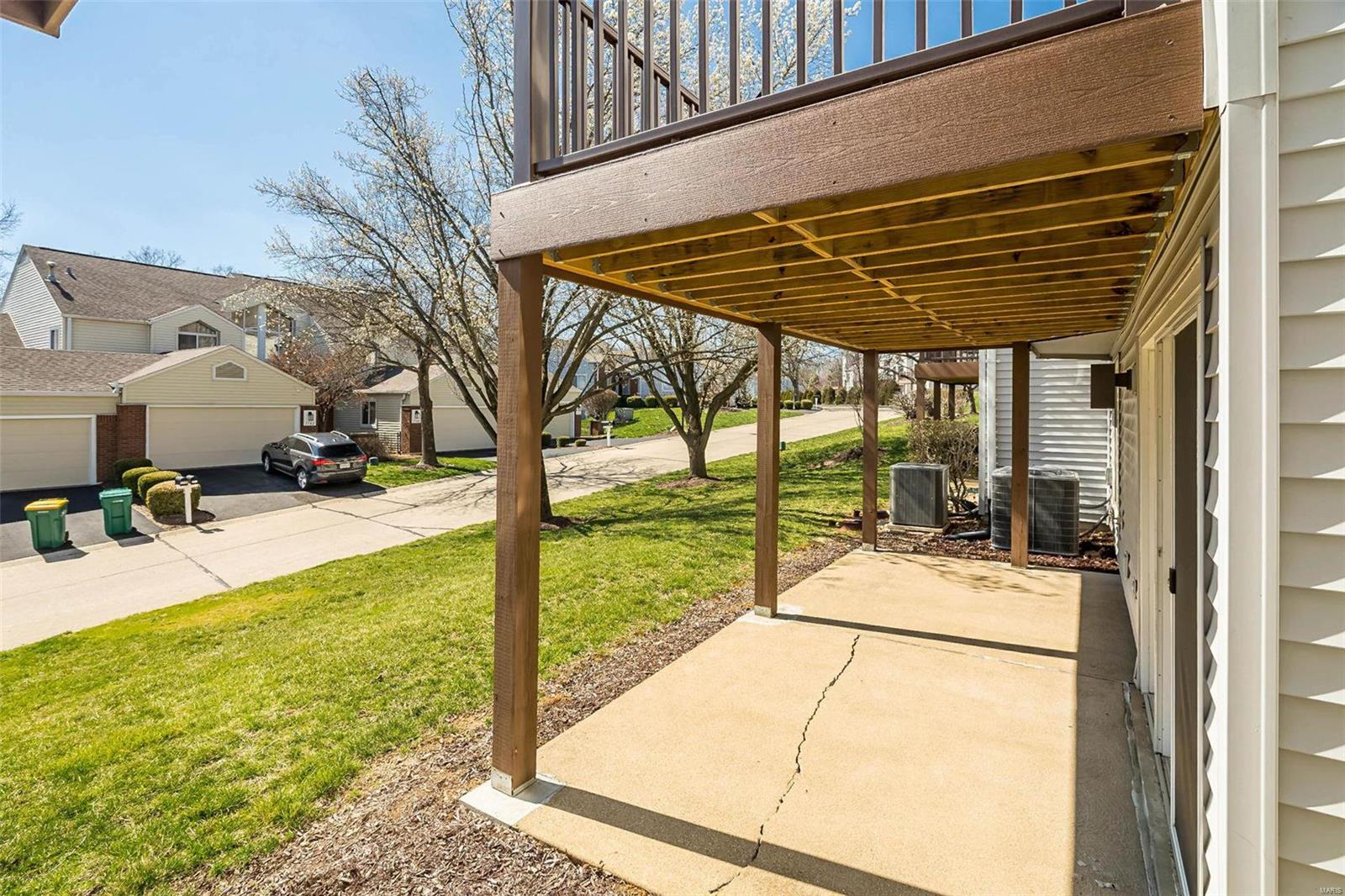 1742 Highview Cir Court Ballwin, MO 63021 - Photo 30 of 35