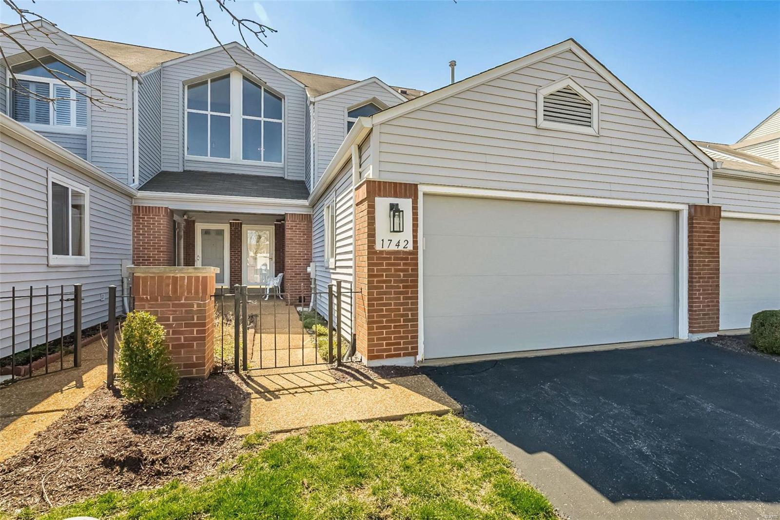 1742 Highview Cir Court Ballwin, MO 63021 - Photo 34 of 35