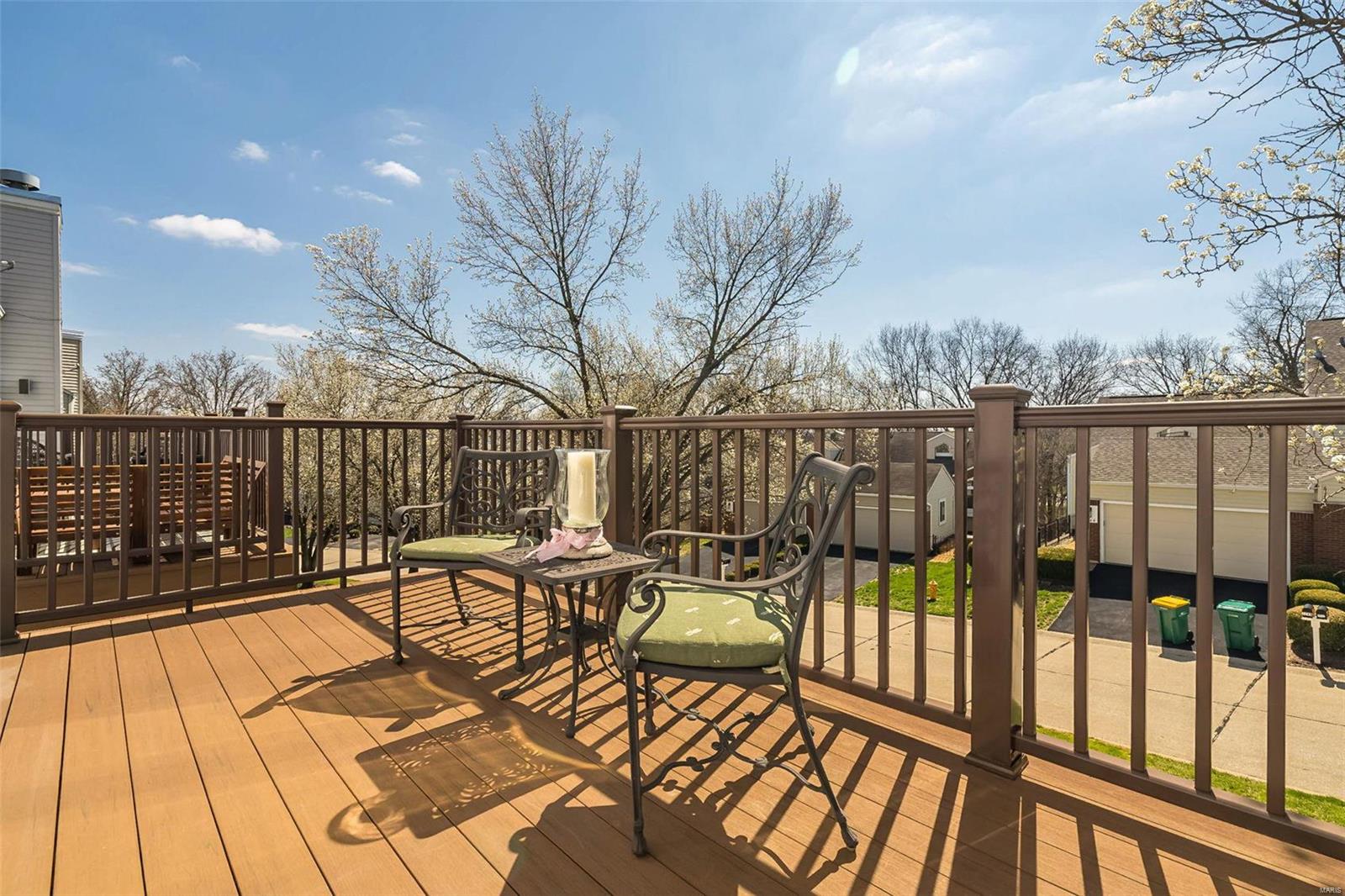 1742 Highview Cir Court Ballwin, MO 63021 - Photo 8 of 35