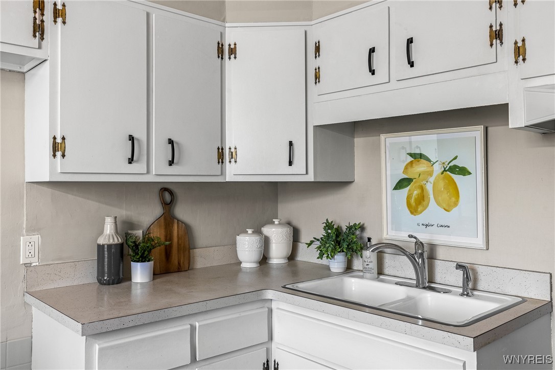 268 Riverside Avenue Buffalo, NY 14207 - Photo 12 of 23