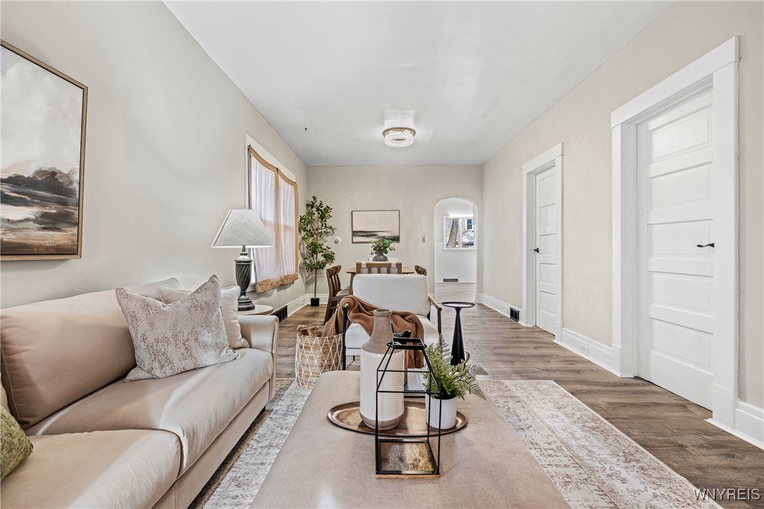 268 Riverside Avenue Buffalo, NY 14207 - Photo 4 of 23