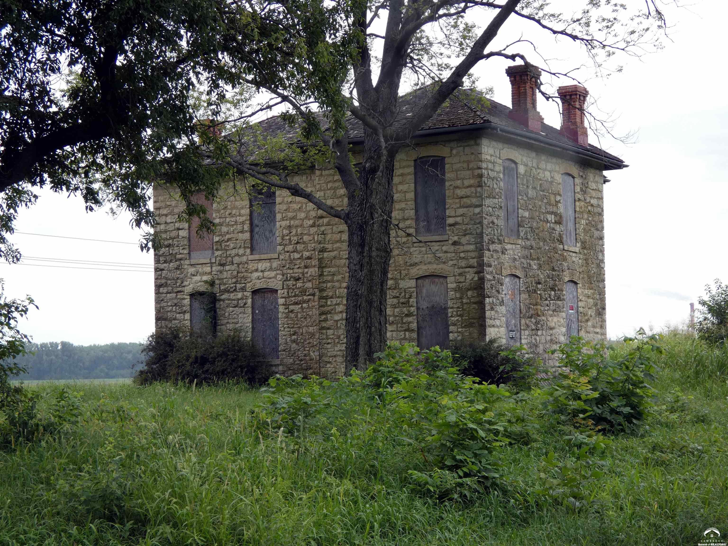 1903 East 1400th Road Lawrence, KS 66044 - Photo 4 of 17