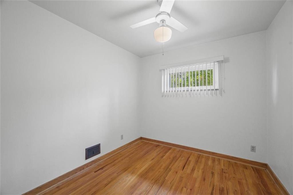 516 Friel Road Baden, PA 15005 - Photo 18 of 37
