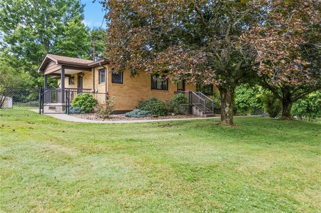516 Friel Road Baden, PA 15005 - Photo 2 of 37