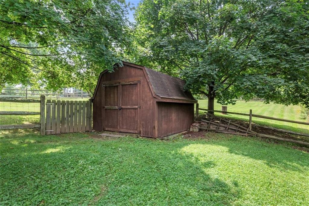 516 Friel Road Baden, PA 15005 - Photo 31 of 37