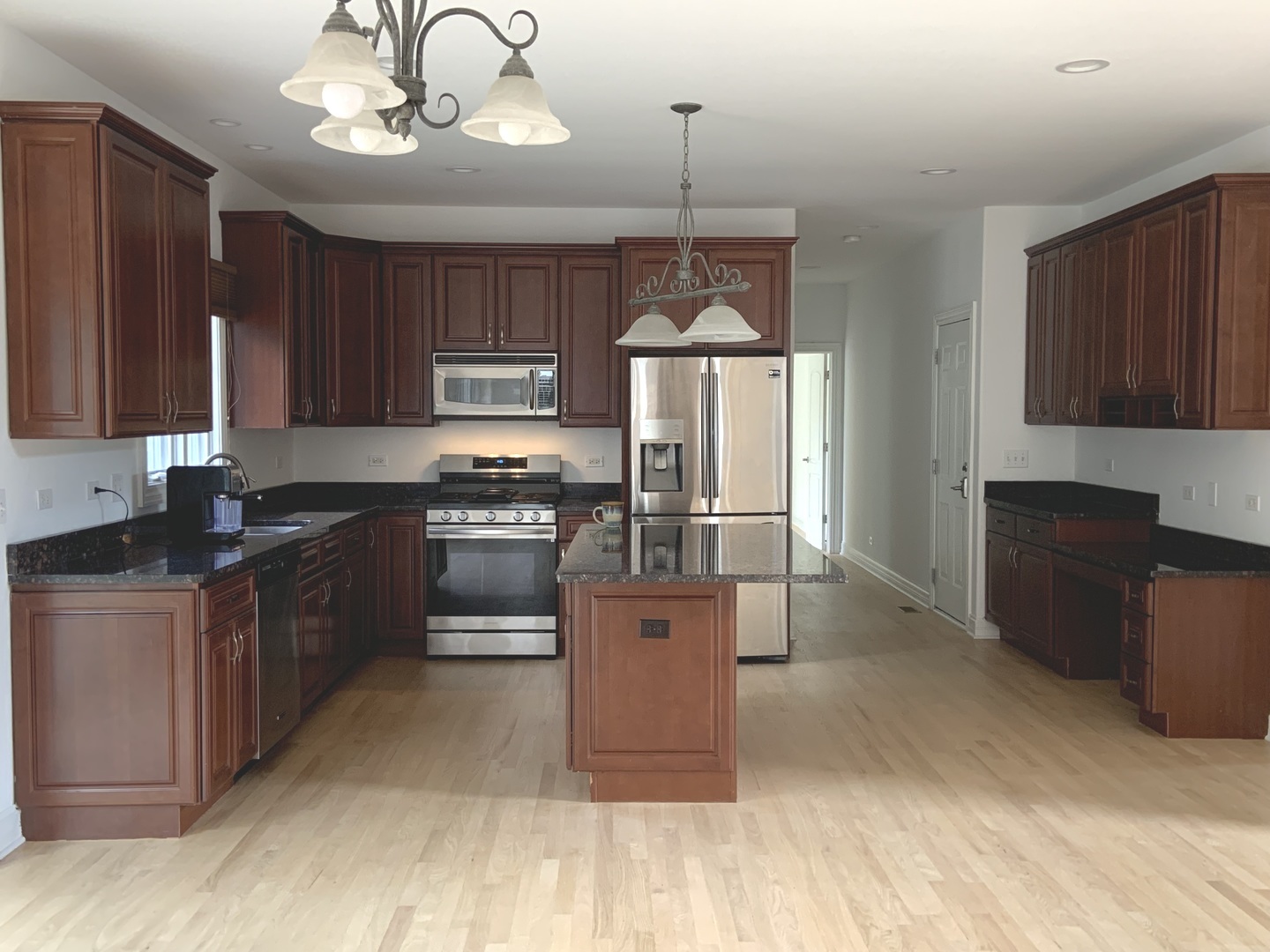 904 Cumnor Road Downers Grove, IL 60516 - Photo 31 of 60 Gallery Image 31