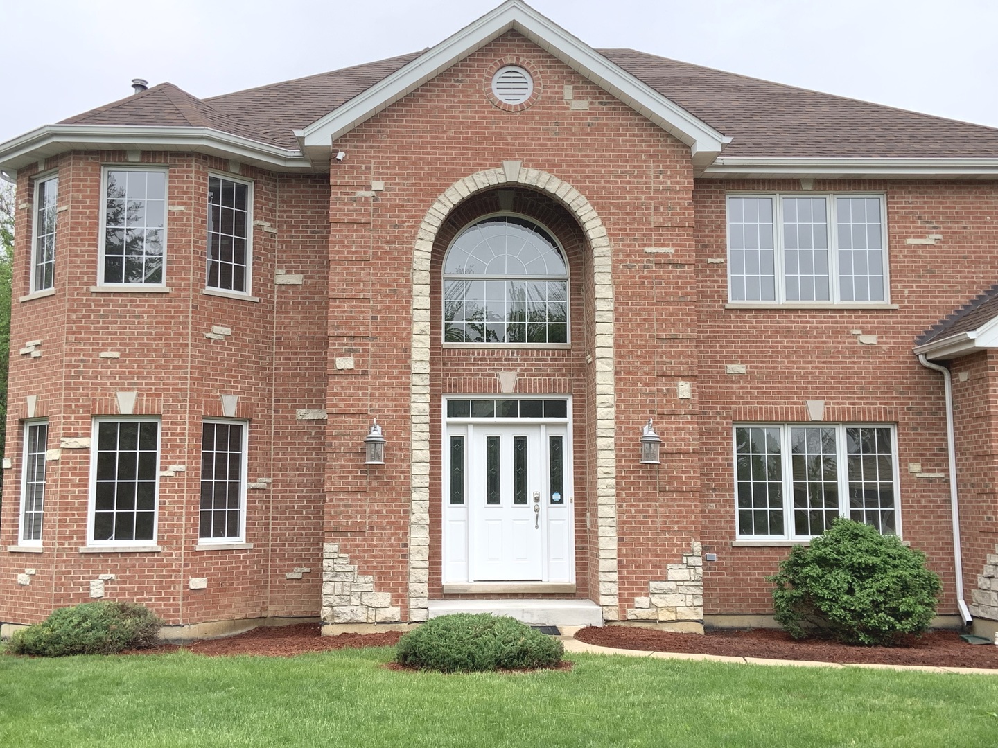904 Cumnor Road Downers Grove, IL 60516 - Photo 5 of 60 Gallery Image 5
