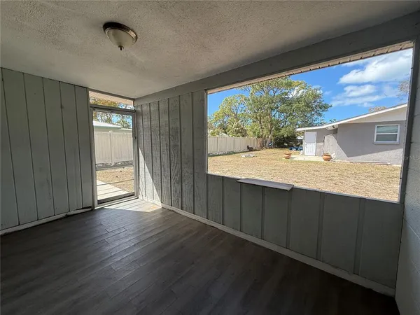 $1,425 | 350 North Elm Street, Unit A, Englewood, FL 34223