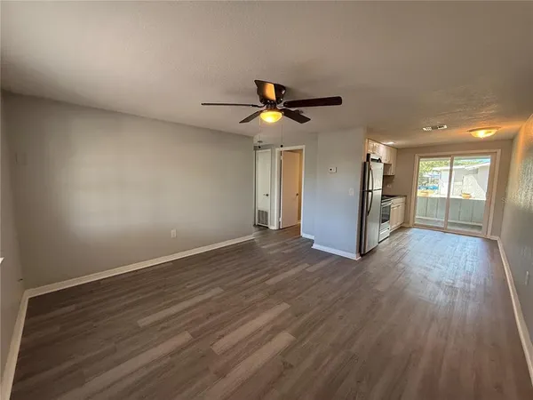 $1,425 | 350 North Elm Street, Unit A, Englewood, FL 34223
