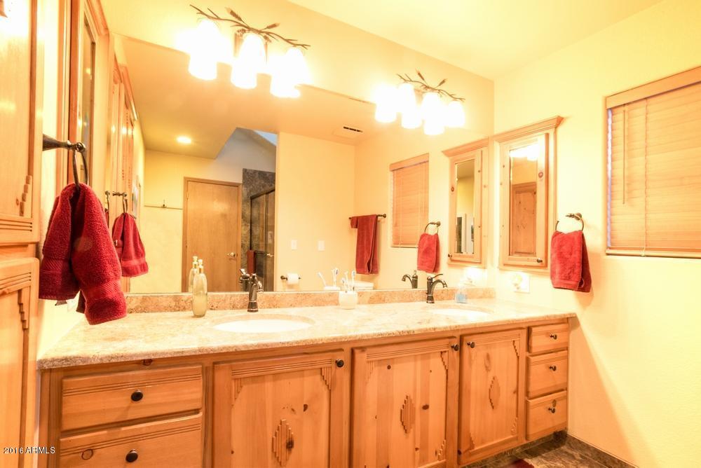 215 Parkwood Road Payson, AZ 85541 - Photo 23 of 51 Master Bath - Double Sinks