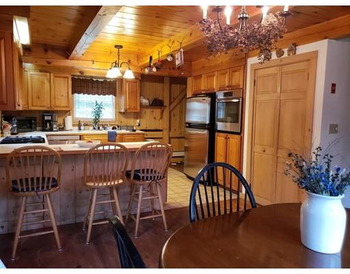 252 Holland Road Sturbridge, MA 01518 - Photo 7 of 27