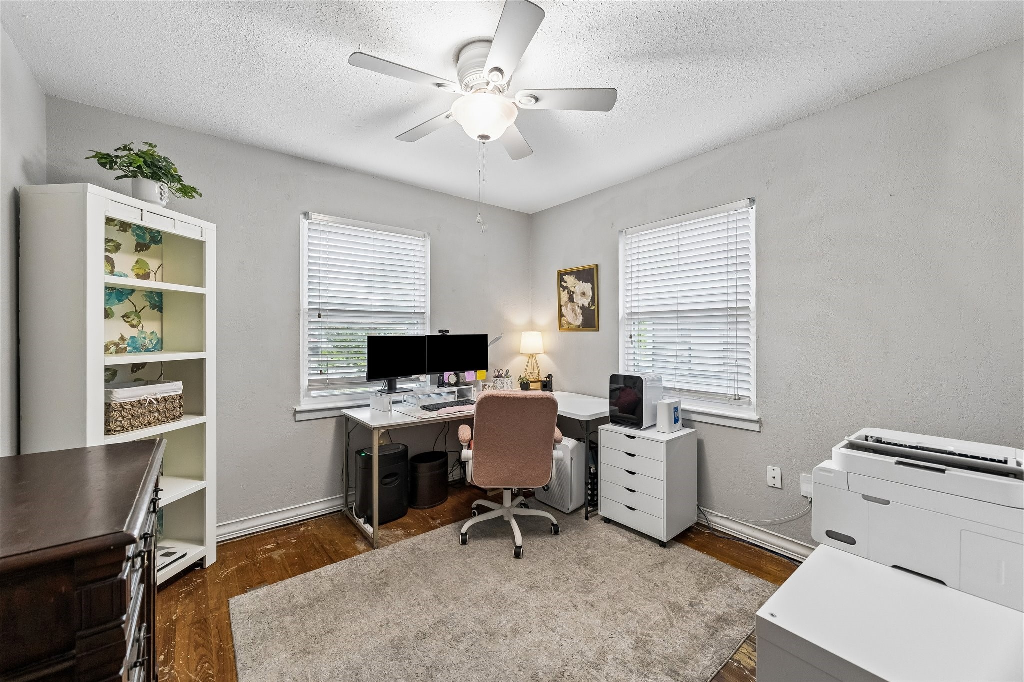 5015 Caplin Street Houston, TX 77026 - Photo 21 of 28 Bedroom 2