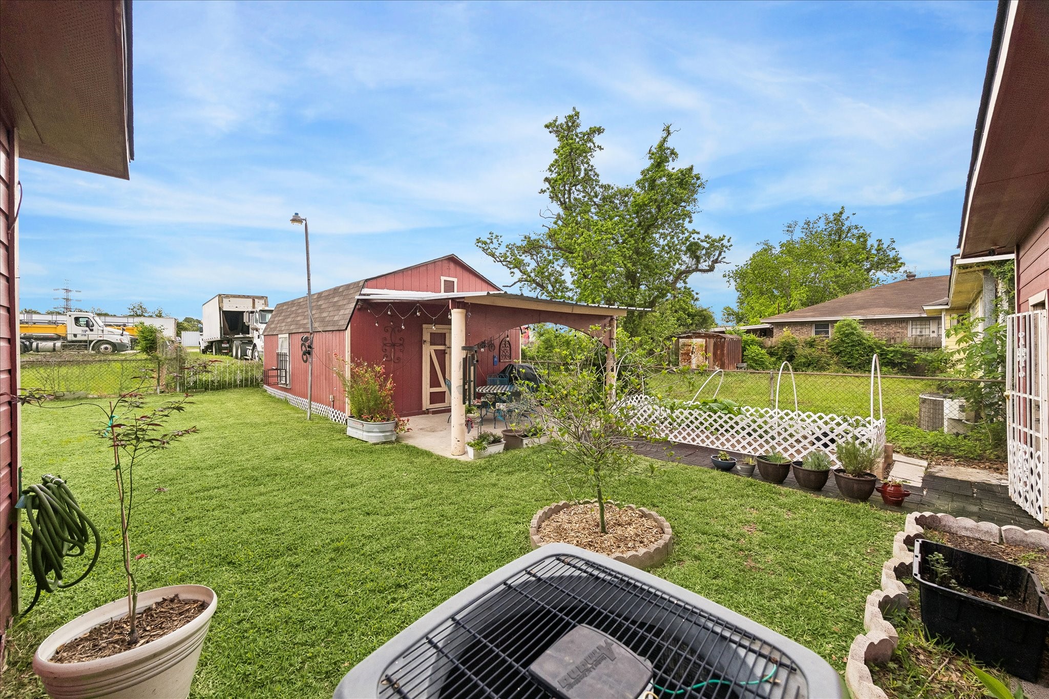 5015 Caplin Street Houston, TX 77026 - Photo 25 of 28
