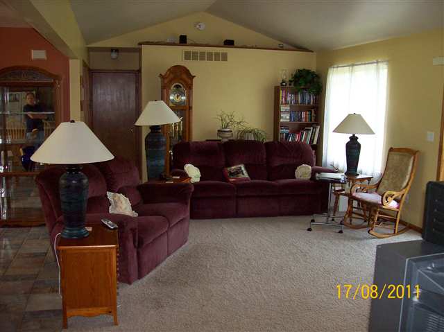 5022 Springborn Road East China, MI 48054 - Photo 4 of 8 31069430-3.JPG