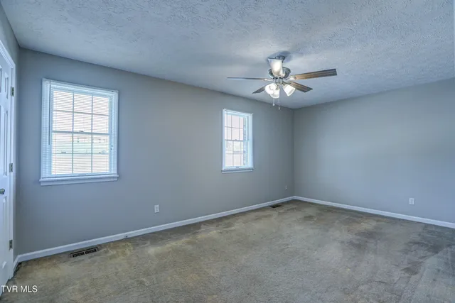 $1,800 | 1544 Jessee Street, Unit H, Kingsport, TN 37664