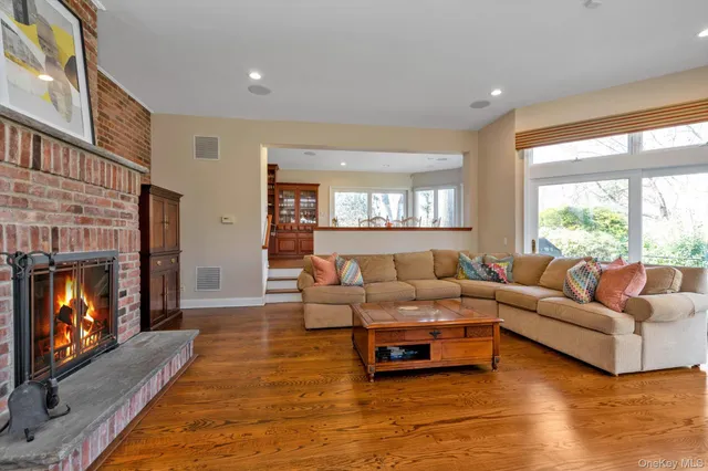 $15,500 | 3 Barkers Point Road, Port Washington, NY 11050