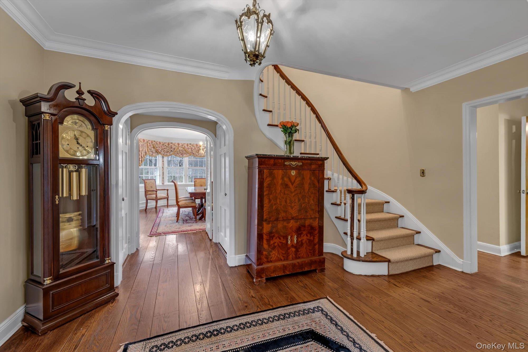 3 Barkers Point Road Port Washington, NY 11050 - Photo 2 of 36