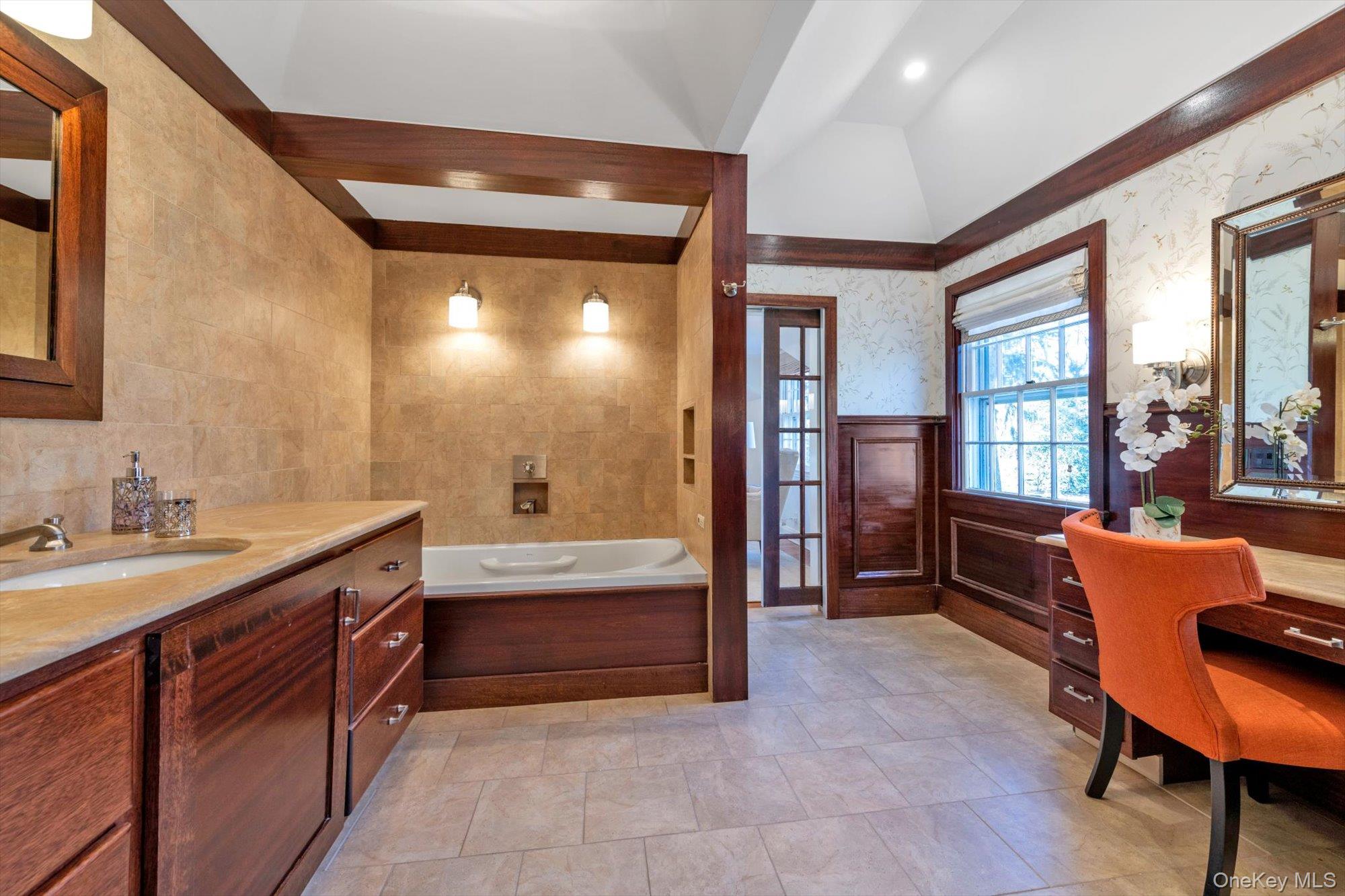 3 Barkers Point Road Port Washington, NY 11050 - Photo 23 of 36