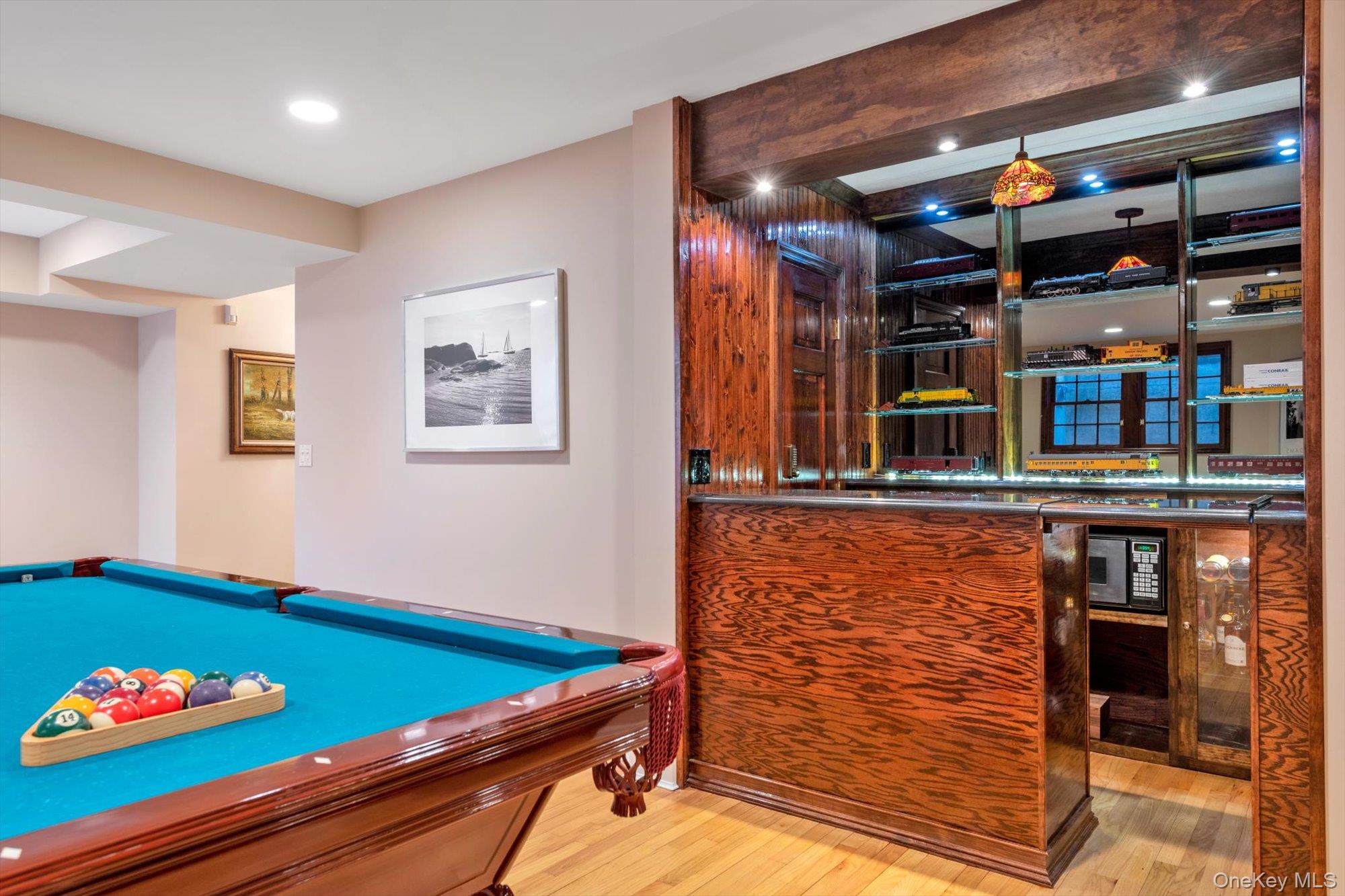 3 Barkers Point Road Port Washington, NY 11050 - Photo 33 of 36