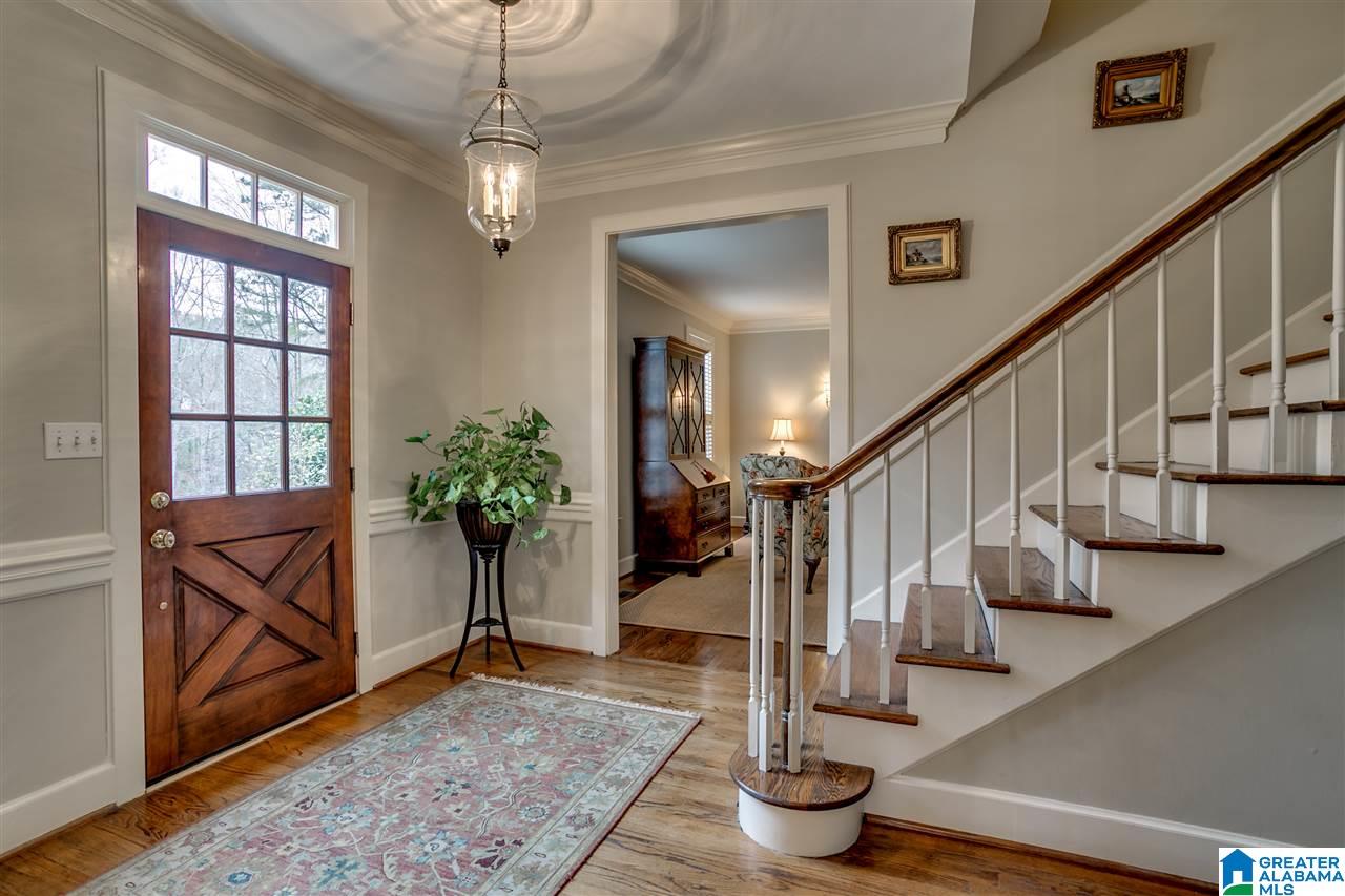 3667 Brookwood Road Birmingham, AL 35223 - Photo 3 of 34